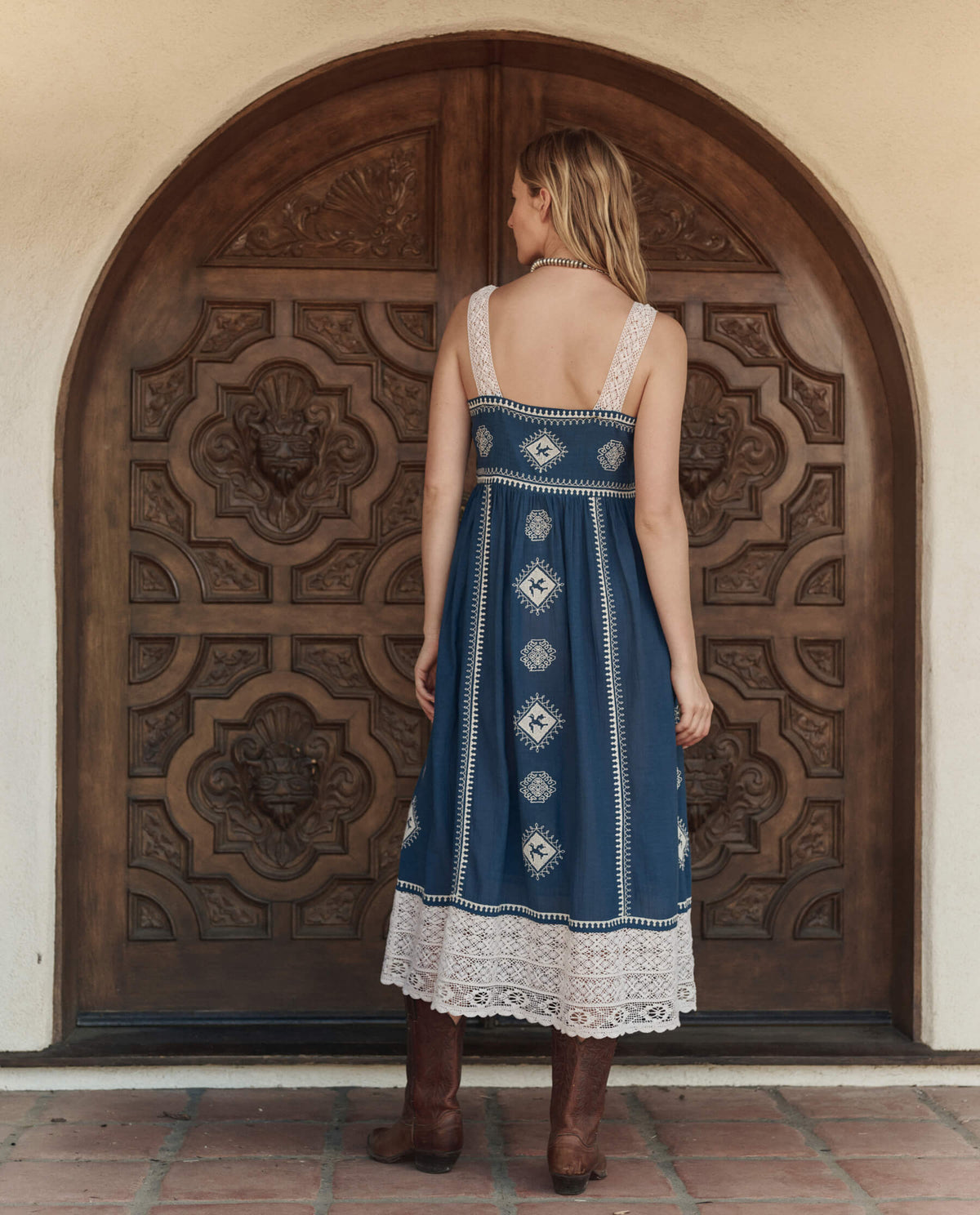 The Sparrow Dress. -- Mineral